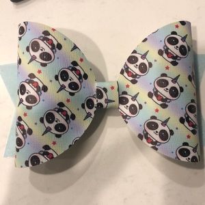 6 in panda corn bow